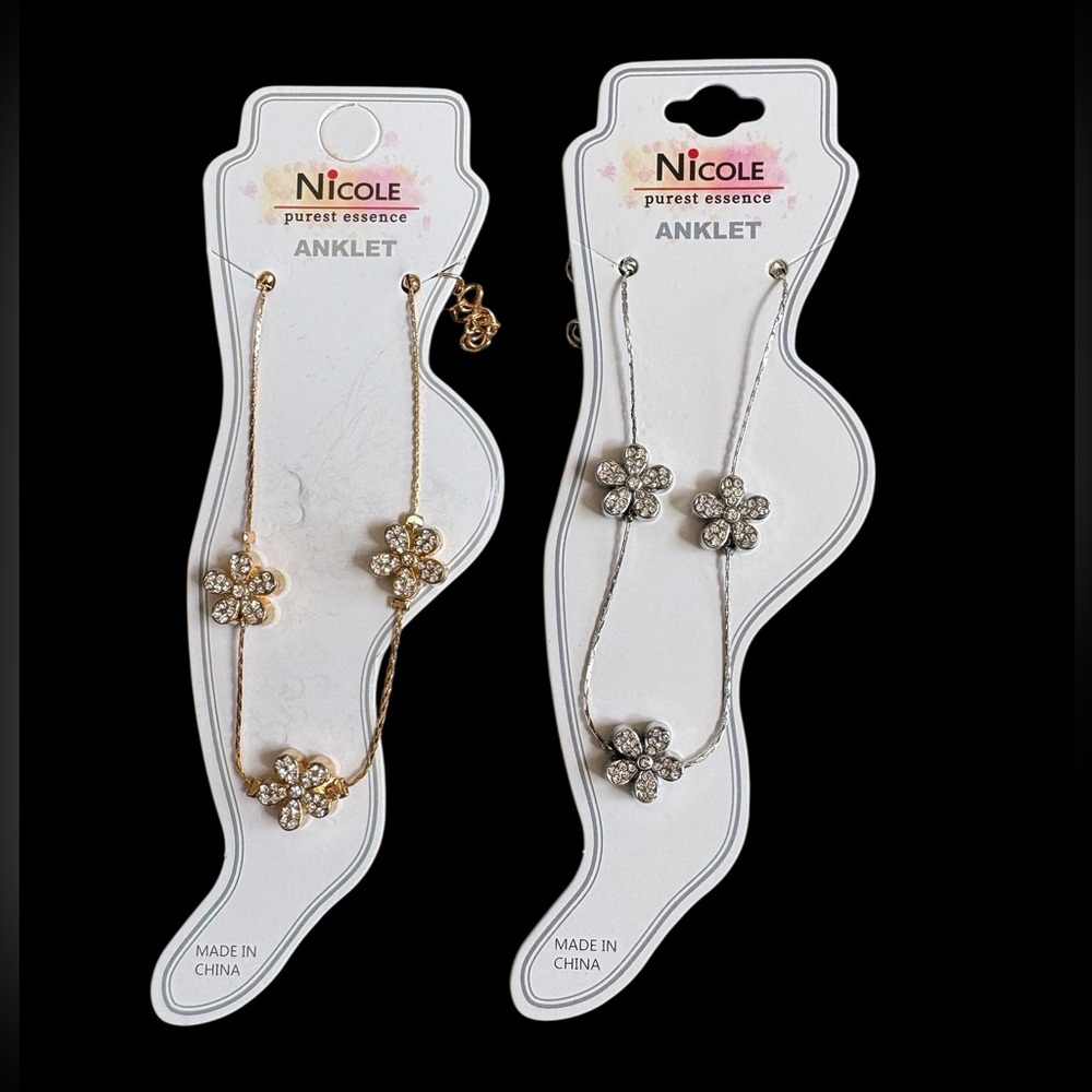 Silver or Gold Tone Flower Floral Charm Anklet